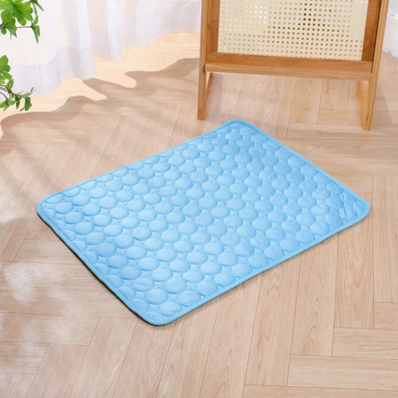 Ice Silk Pet Cooling Mat Cold Feeling Non Slip Washable Breathable Sleeping Pad Summer Nest For Small Medium Large Dog Cat Rest