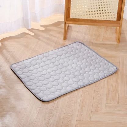 Ice Silk Pet Cooling Mat Cold Feeling Non Slip Washable Breathable Sleeping Pad Summer Nest For Small Medium Large Dog Cat Rest