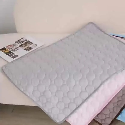 Ice Silk Pet Cooling Mat Cold Feeling Non Slip Washable Breathable Sleeping Pad Summer Nest For Small Medium Large Dog Cat Rest